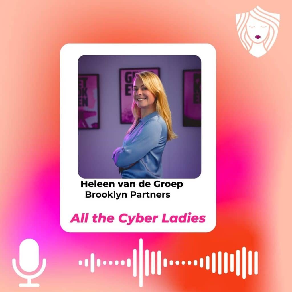 All the Cyber Ladies (15)
