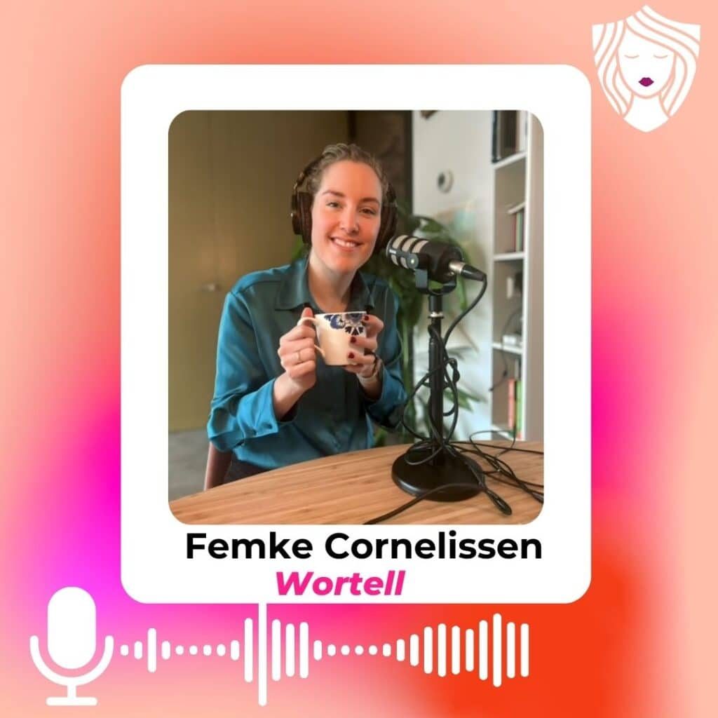 All the Cyber Ladies (23)